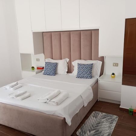 Mario Rooms Sarande Bagian luar foto